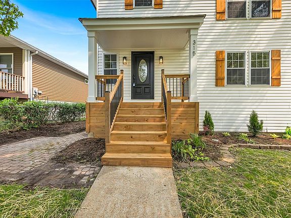 4th image of 315 W Rose Hill Ave