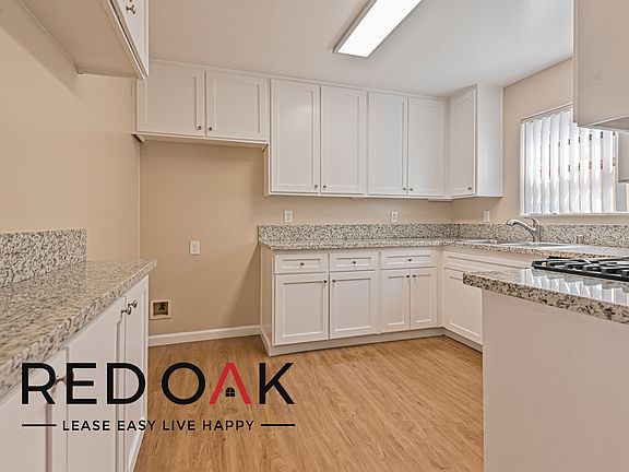 4th image of 1248 W Gardena Blvd #4