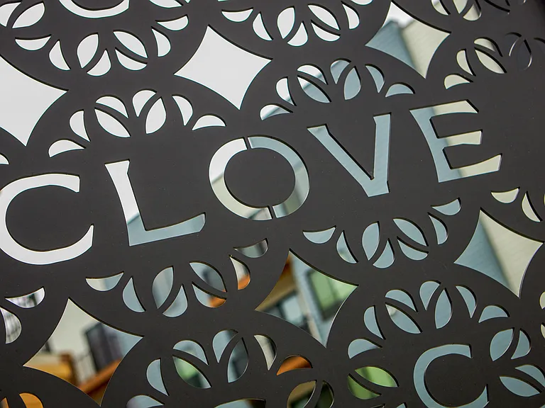 Clove — Photo 27