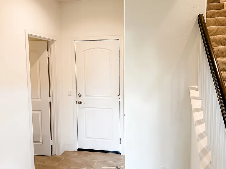 3218 Fennel Ln — Photo 2