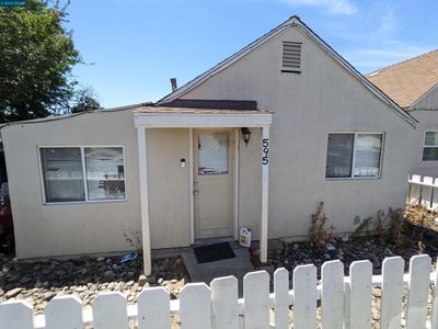 595 N Grant Ave, Manteca, CA, 95336
