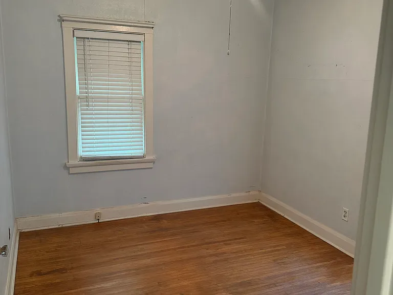 3333 Blackstone Dr — Photo 6