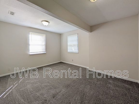 5th image of 40 Anne Ave