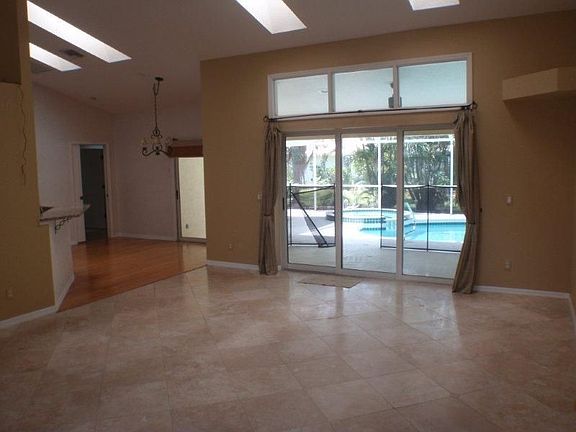 5th image of 440 Lake Of The Woods Dr