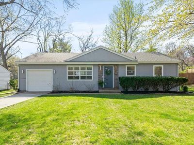 7551 Colonial Dr, Prairie Village, KS, 66208