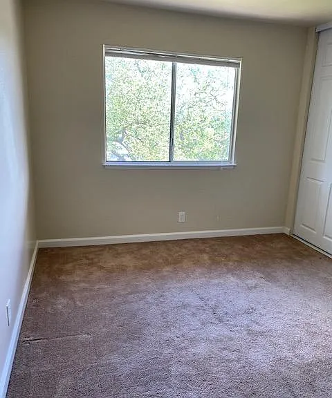 3572 Terrace Way — Photo 7
