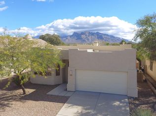 8922 N Treasure Mountain Dr, Tucson, AZ 85742