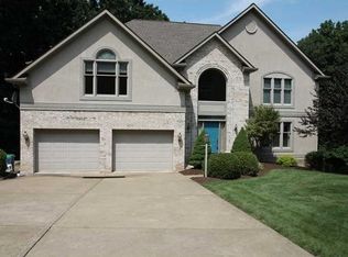 16 Dunham Dr, Greensburg, PA 15601