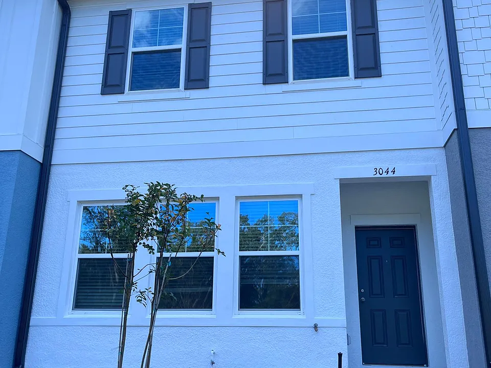 3044 Water Sprite St