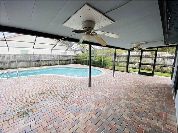 3rd image of 11801 Spanish Lake Dr