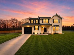 8 Framingham Rd, Edgewater Park, NJ 08010