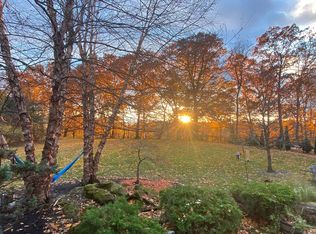 4424 Saint Johns Bluff Ln, Willoughby, OH 44094