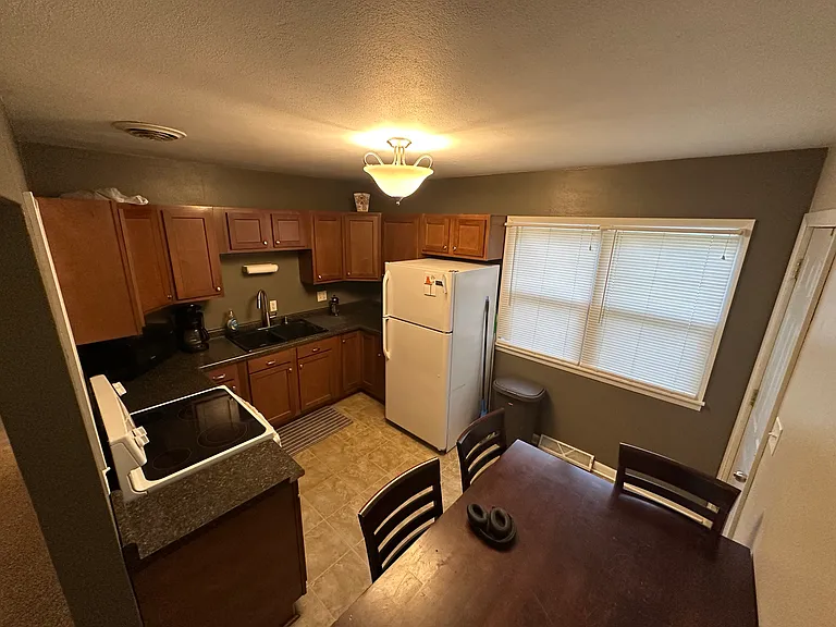 3003 Randolph St — Photo 12