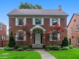6685 N Sioux Ave, Chicago, IL 60646