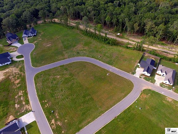 2nd image of 800 Bella Vista Loop