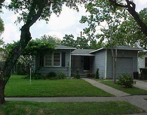 1st image of 784 Collingswood Dr