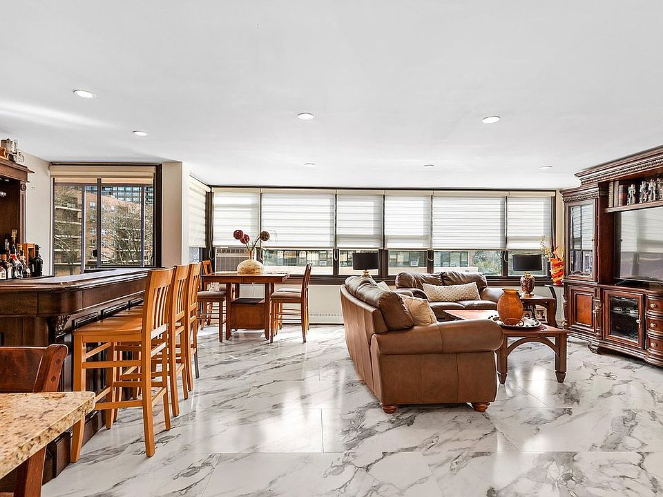 1st image of 16210 Powells Cove Blvd APT 3A