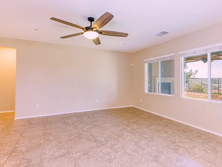 19122 Graham Ln — Photo 29