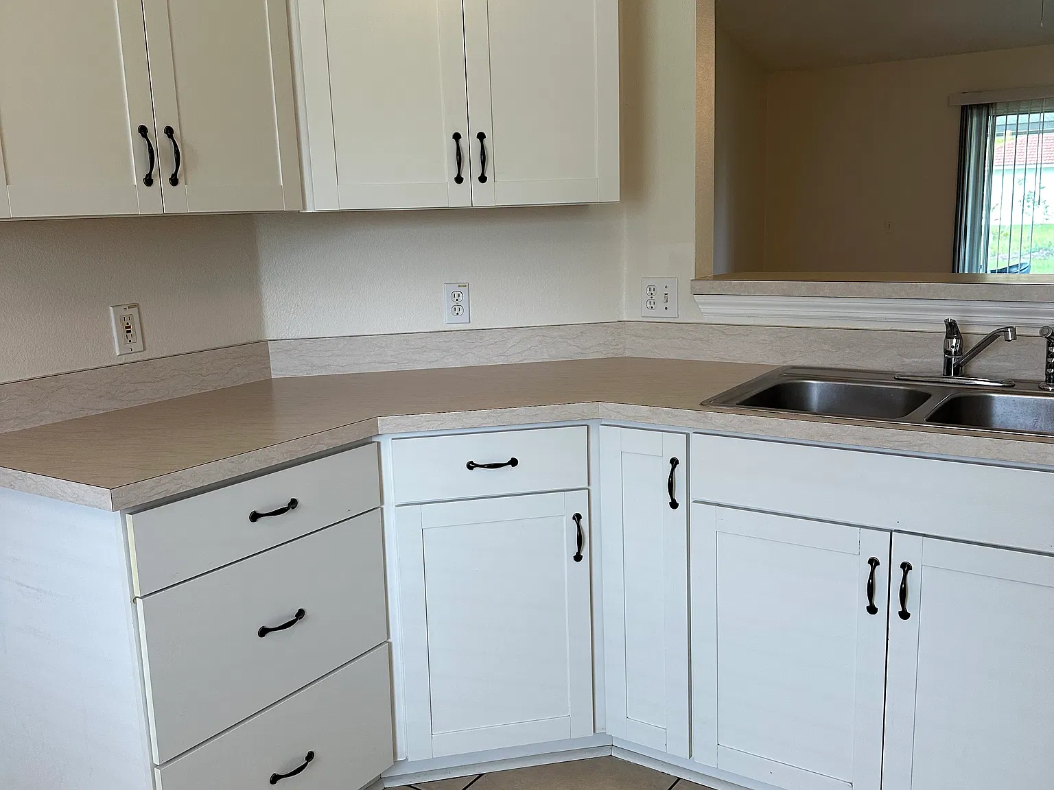 29 Raemond Ln — Photo 4
