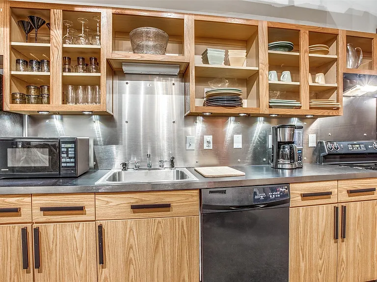 1122 Jackson St #322 — Photo 15