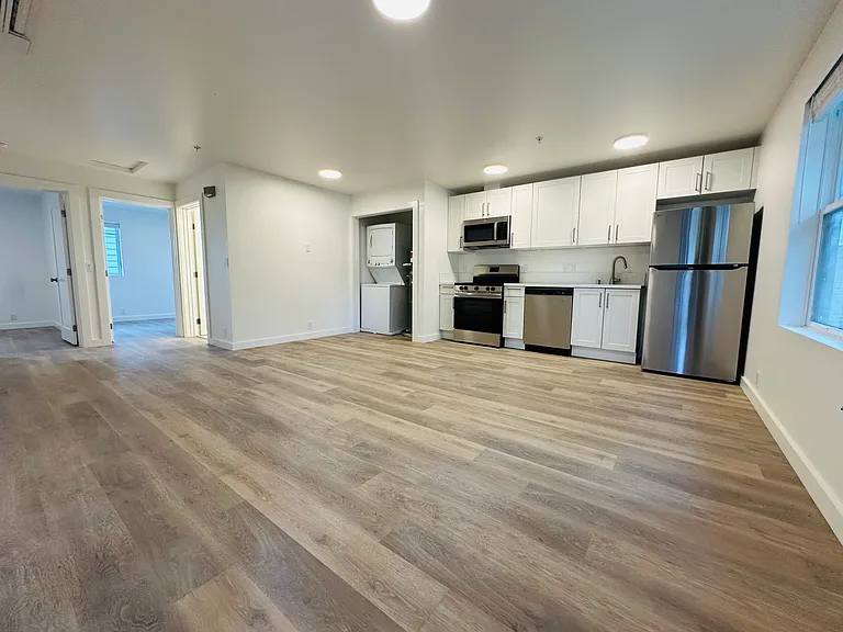 210 S Voluntario St #8 — Photo 3