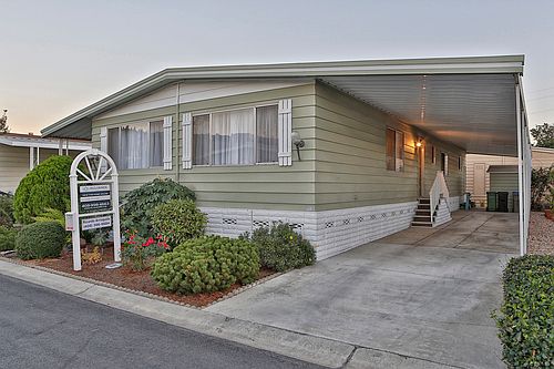 1st image of 112 Mountain Springs Dr