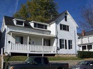 2749 Broadway St, Dubuque, IA 52001