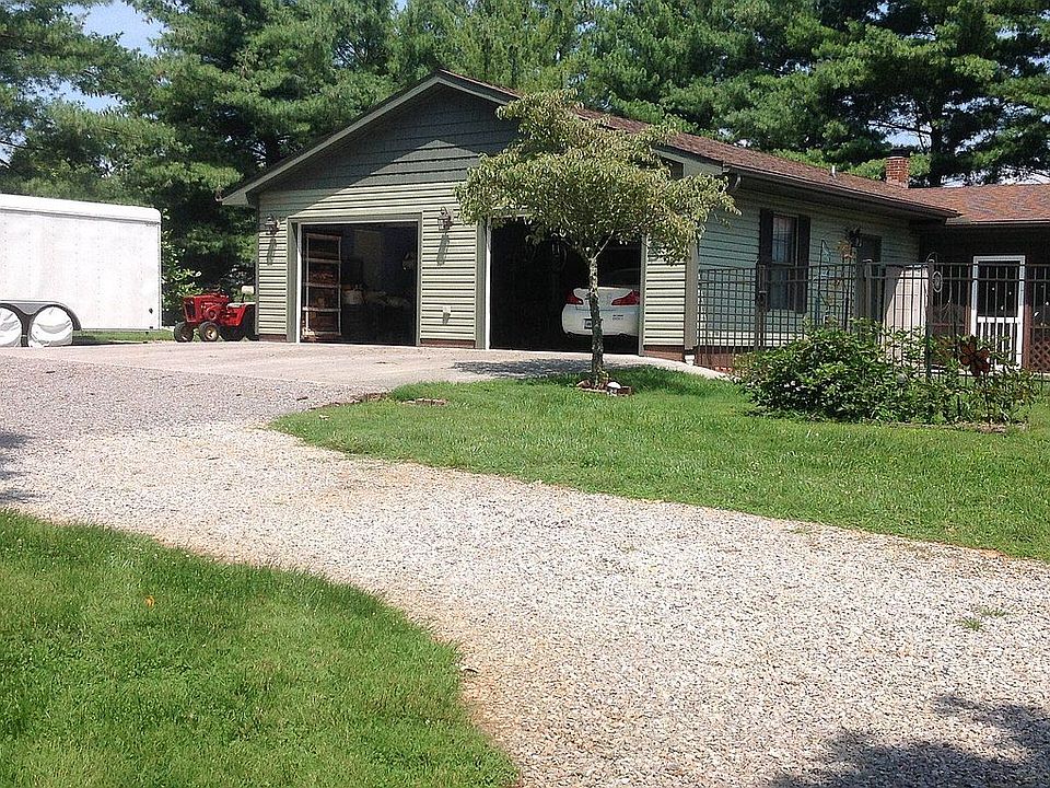 2nd image of 9705 Bob Gray Rd