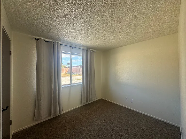 2729 California St #1-3 — Photo 16