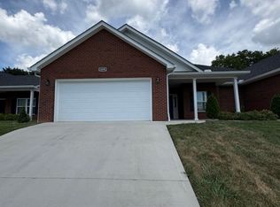 1038 Patriots Lndg, Dandridge, TN 37725
