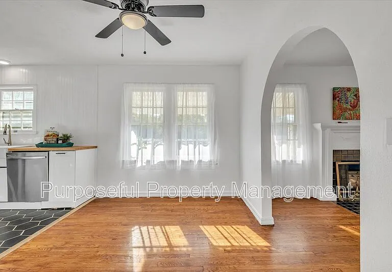 1832 NW 34th St — Photo 8