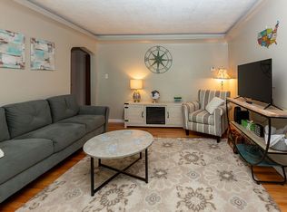 812 W 1st Ave, Cheyenne, WY 82001