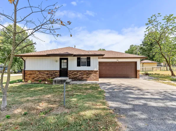 400 E Elm Street, Nixa, MO 65714