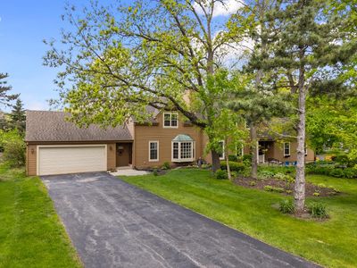 4055 Stonewood COURT, Brookfield, WI, 53045
