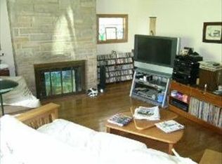 8501 W 131st St, Palos Park, IL
