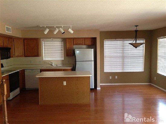 5th image of 8949 W Fargo Dr