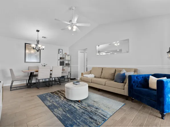 21 Fountain Of Youth Blvd APT D, Saint Augustine, FL 32080