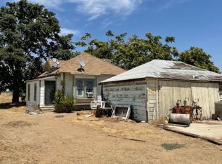 8904 Hermosa Rd, Bakersfield, CA 93307