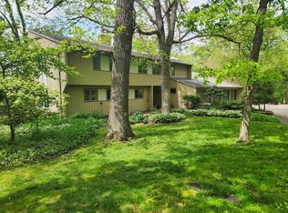 7842 Big Timber Trl, Middleton, WI 53562