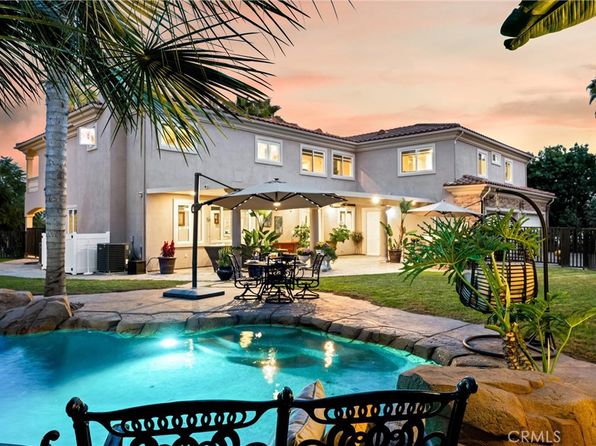 831 W Las Palmas Dr, Fullerton, CA 92835