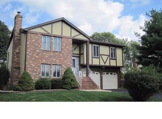 47 Misty Morn Ln, Ewing, NJ 08638