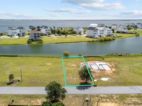 630 Cannonsgate Drive, Newport, NC 28570
