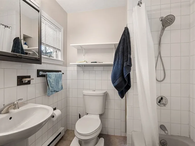 50 Hammond St #2 — Photo 7