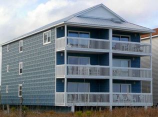 702 Carolina Beach Ave N APT 1B, Carolina Beach, NC 28428