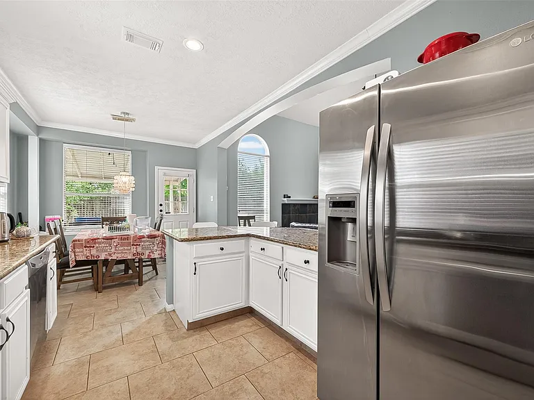 2910 Barton Meadow Ln — Photo 18