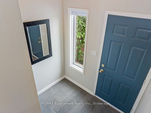 3rd image of 1570 Reeves Gate #5