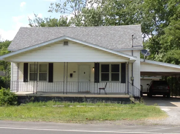 708 W Poplar St, Harrisburg, IL 62946