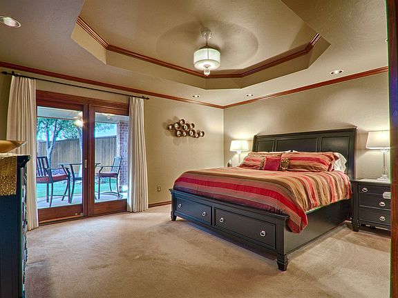 3rd image of 12021 Shady Trail Ln