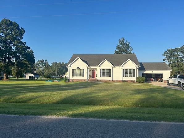 385 Smith Shore Rd