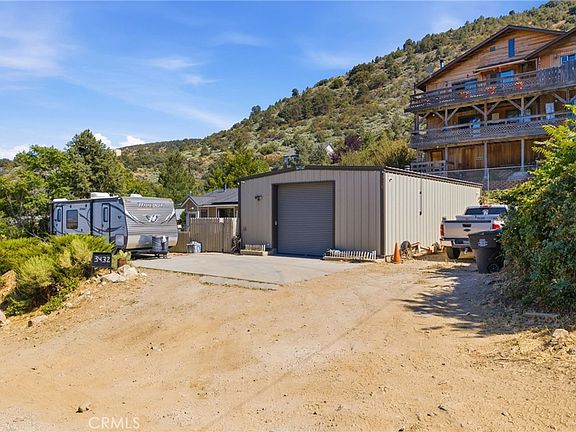 4th image of 3432 California Trl